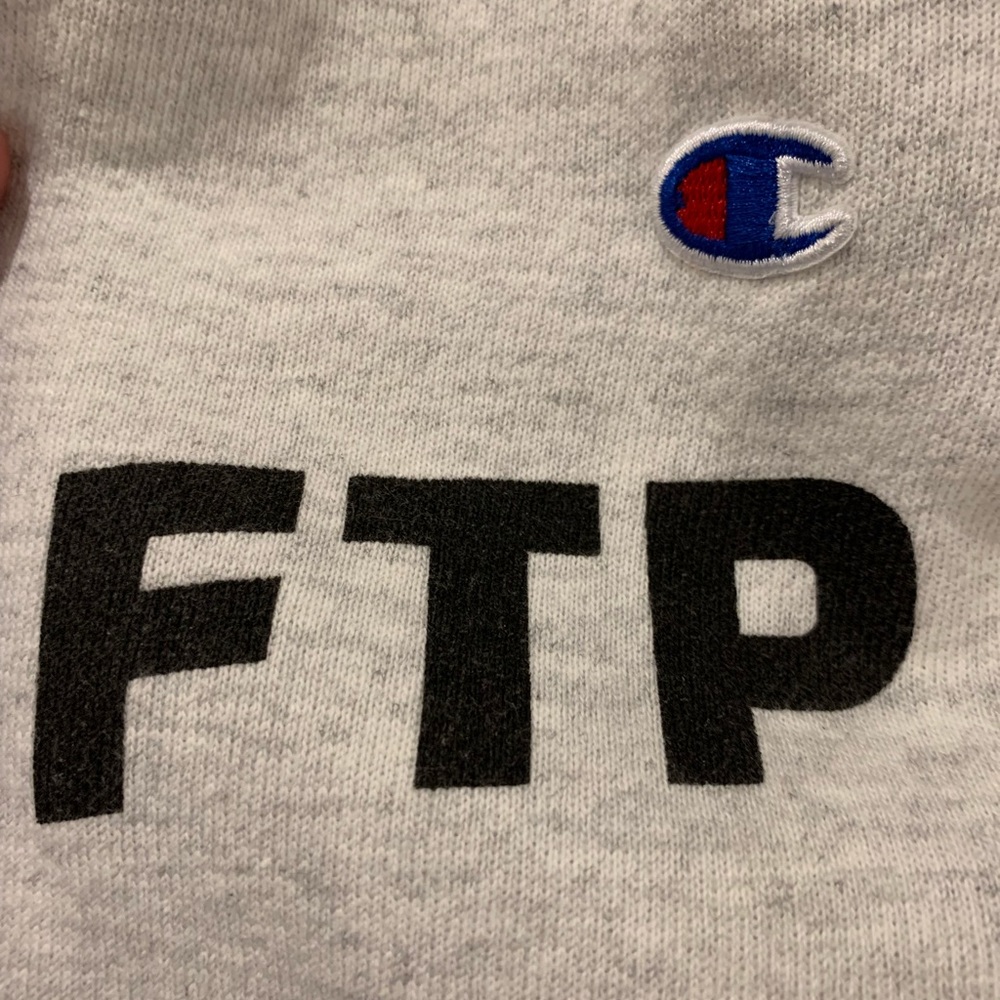 Champion x FTP Reverse Weave Sweatpants - Picture 4 of 5